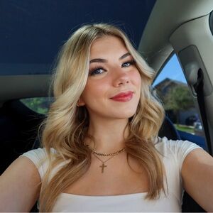 Meet your Posher, Kate